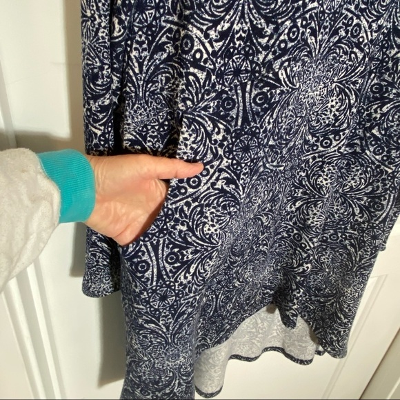 CHICO’S tunic top pullover blue and white small - Picture 8 of 9